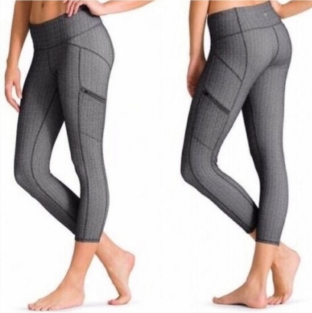 Athleta Gray Tweed Cropped Leggings Zipper Pockets Women's Small S Athletic EUC